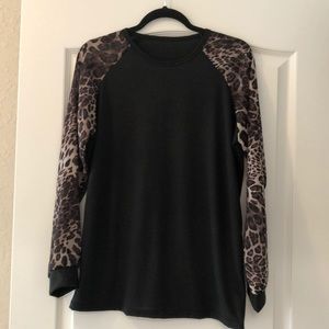 Long sleeve animal print top